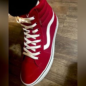 Brand Spanking New only Tried on too big for me got the wrong size